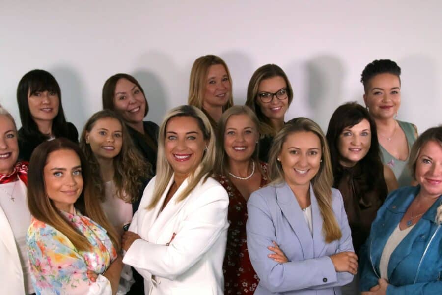 -J&I Cleaning - Office Team Photo