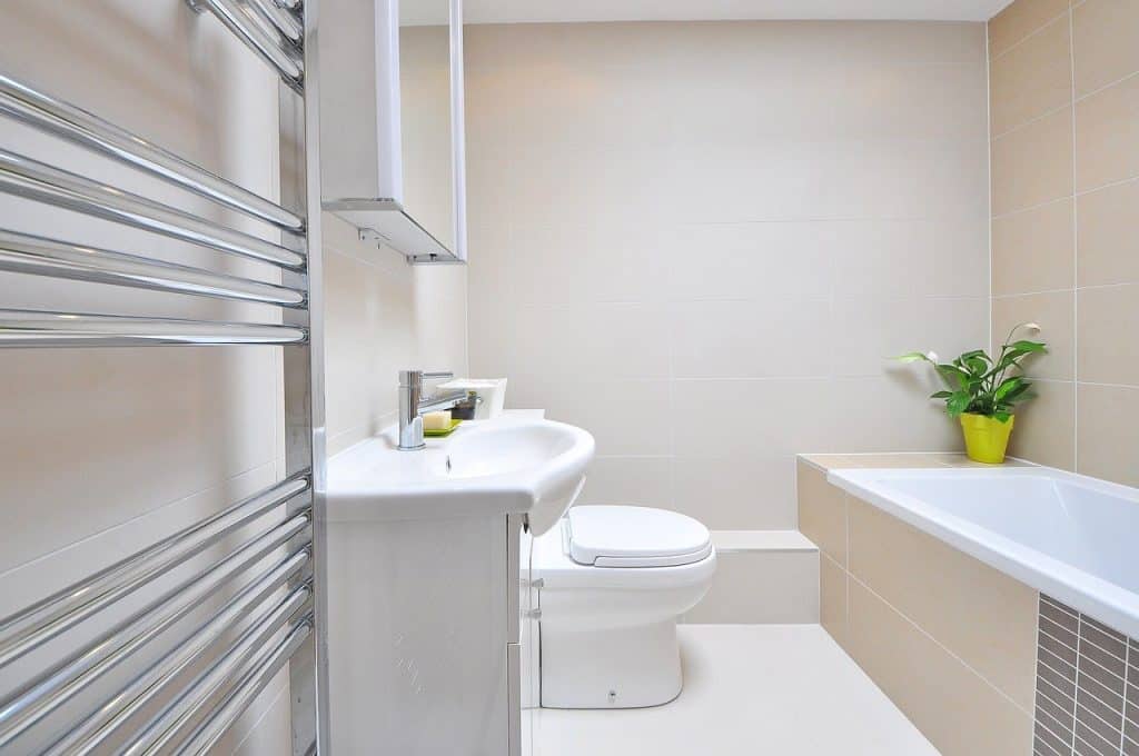 bathroom-g0c4909953_1280